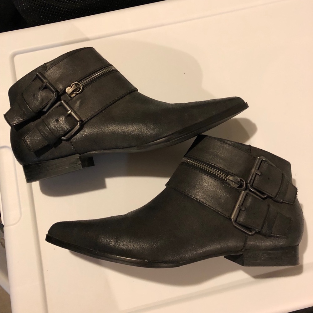 Coconuts By Matisse Booties - image 6